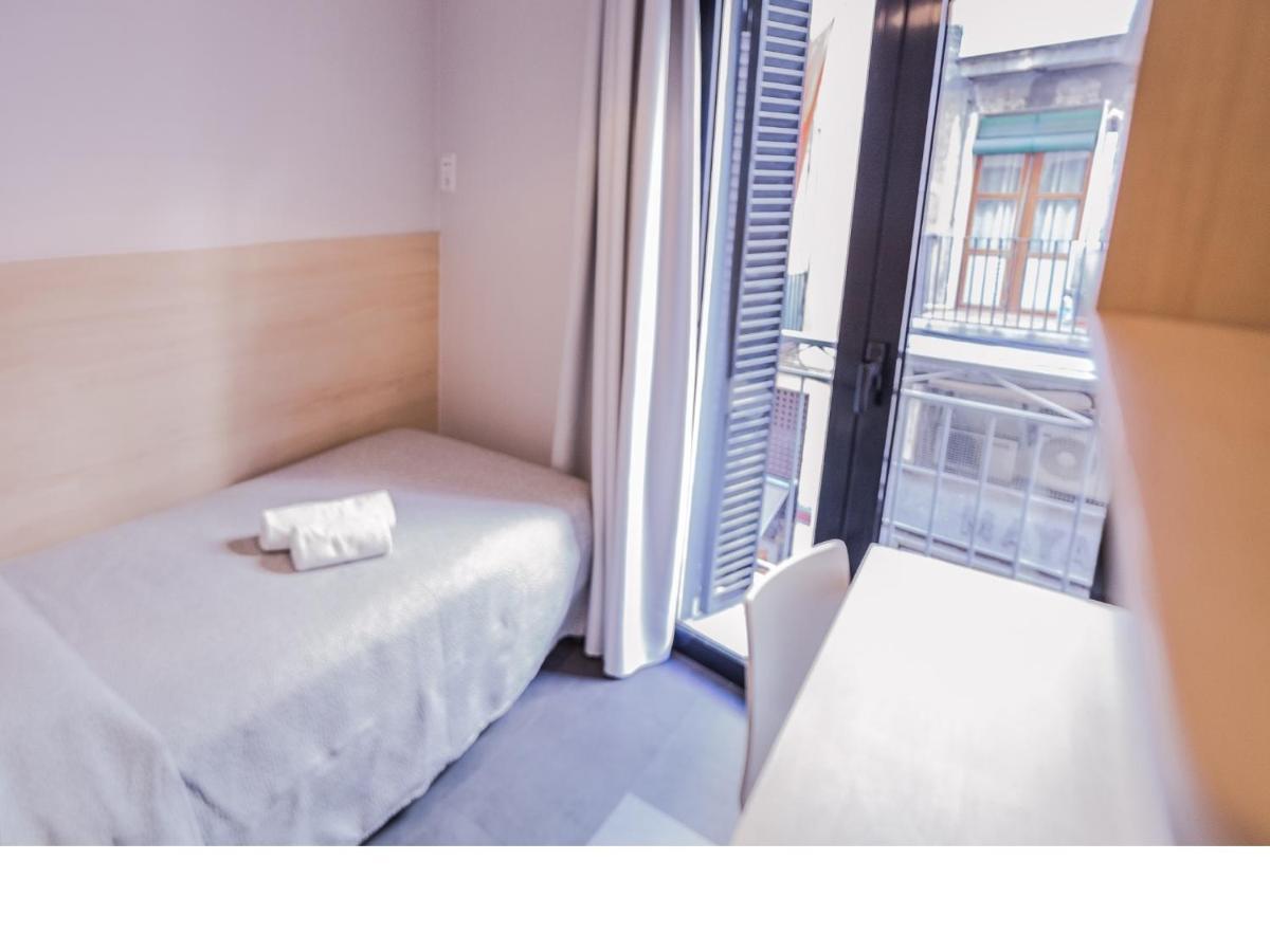 Residencia Universitaria Tagaste Barcelona Luaran gambar