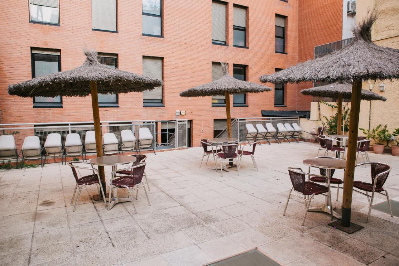 Residencia Universitaria Tagaste Barcelona Luaran gambar
