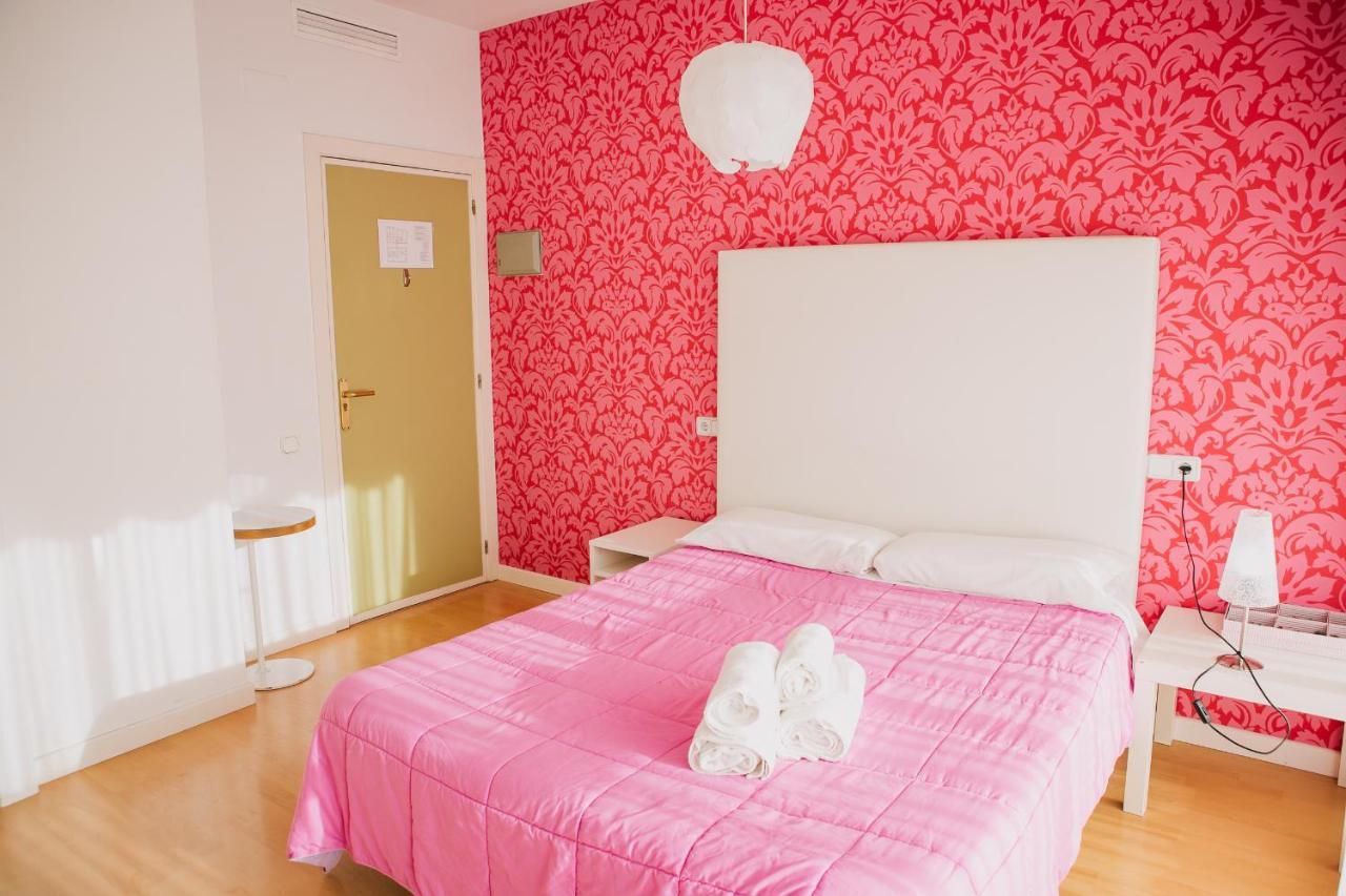 Residencia Universitaria Tagaste Barcelona Luaran gambar